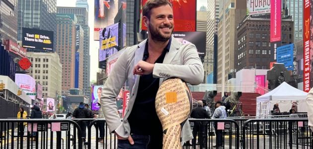 HAUSER i Andrea Bocelli na trenutak zaustavili vrijeme na čuvenom Times Squareu