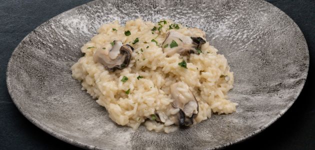 Rižot od kamenica prava je mirisna morska poslastica