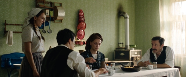 film-sveta-obitelj-2
