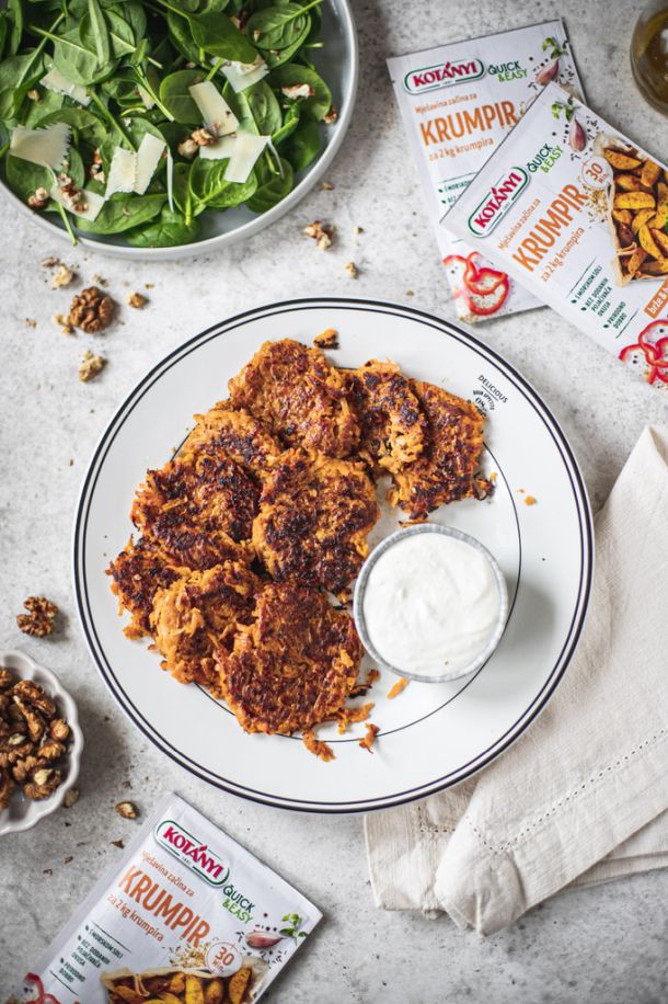 Rösti od batata s hren-vrhnje umakom i salatom od spinata parmezana i oraha _ Quick  Easy zacinske mjesavine Kotányi (2)