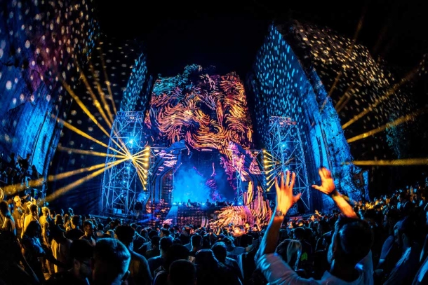 festival-gates-1