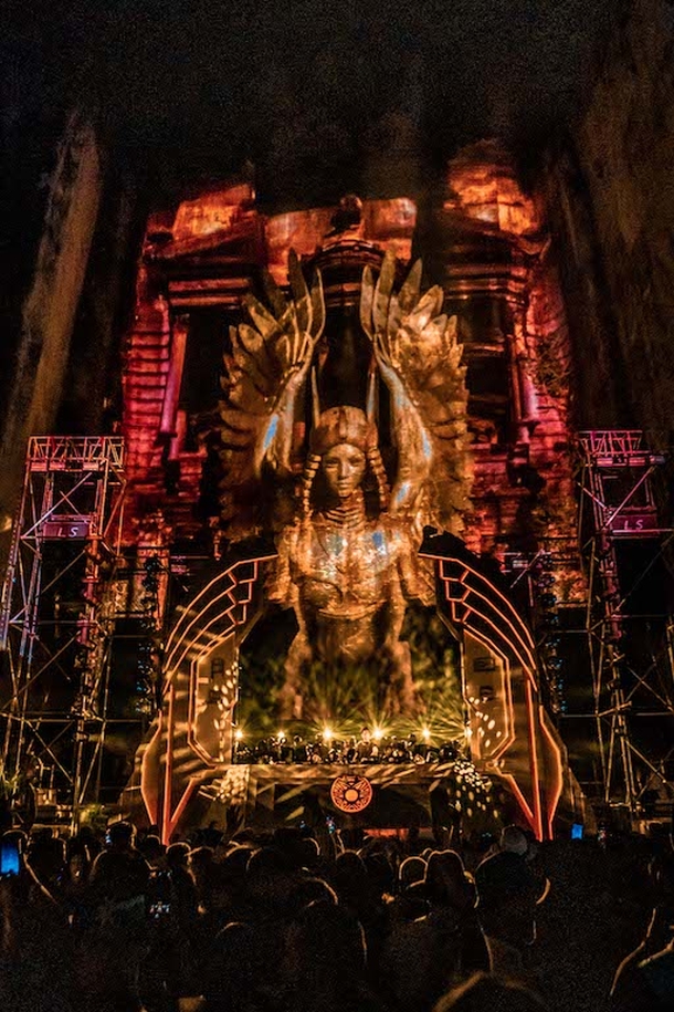 festival-gates-2