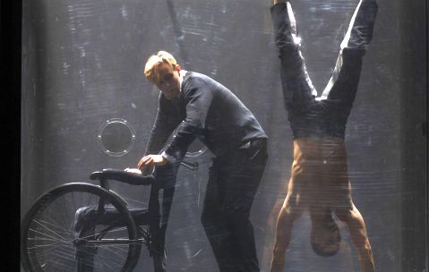 Ni vragu nije uvijek lako…