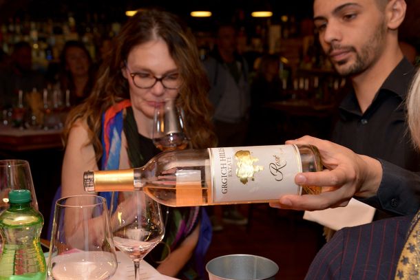 pink-vino-4