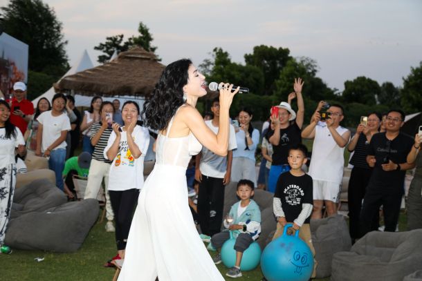 Ana Rucner_najava koncert Kina