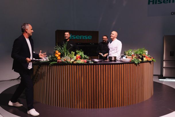 HISENSE EVENT 04.06 (10) (002)