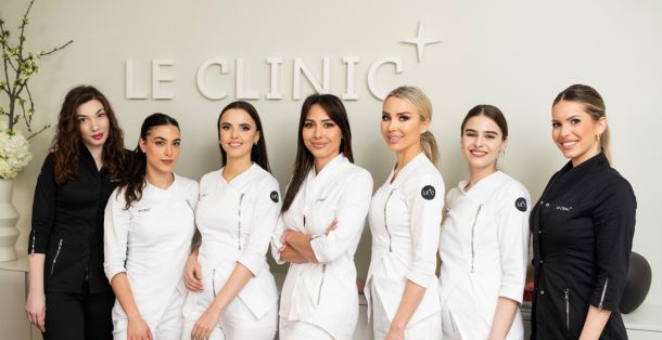 Le Clinic team dentist zubar